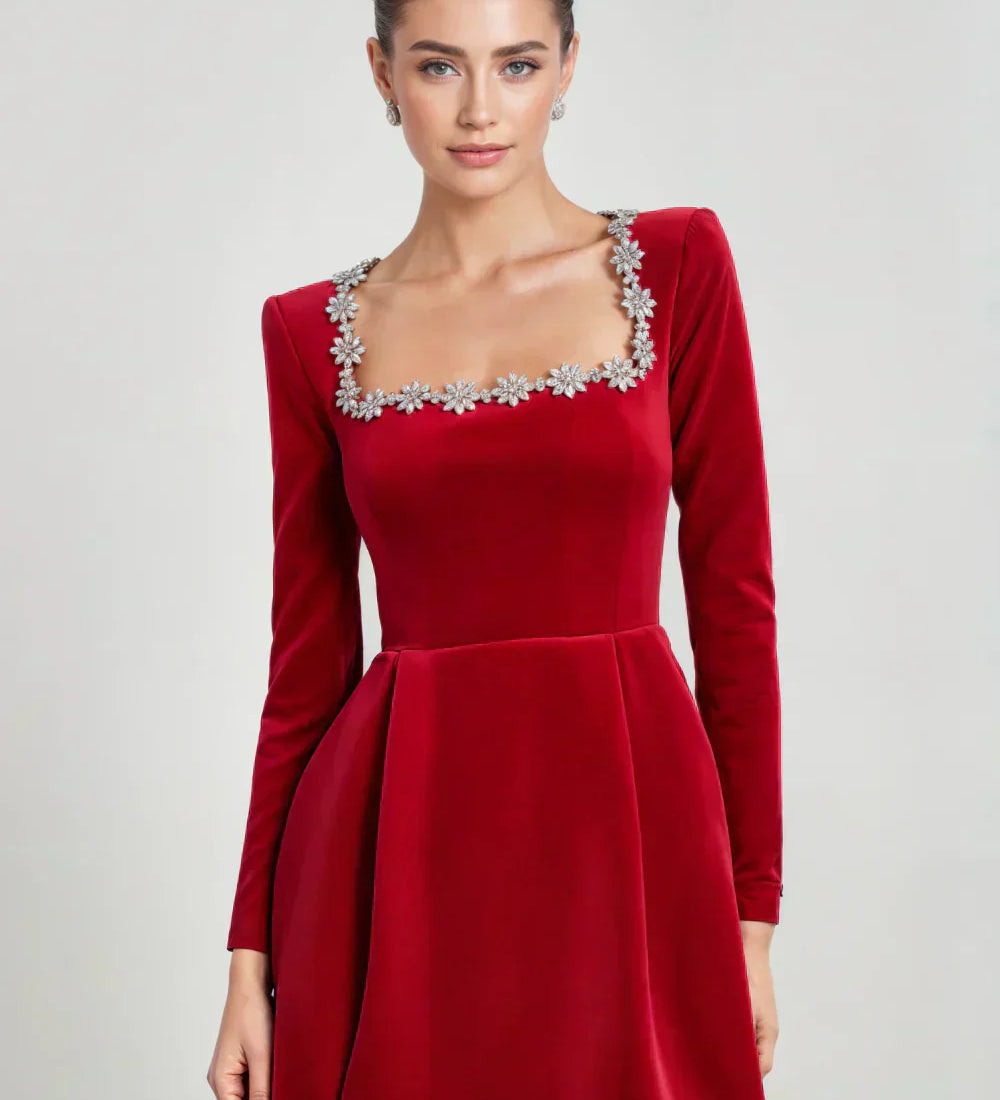 Emília™ | Zamatové minišaty