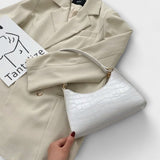 Monika.  ™ ｜Lesklá kožená taška